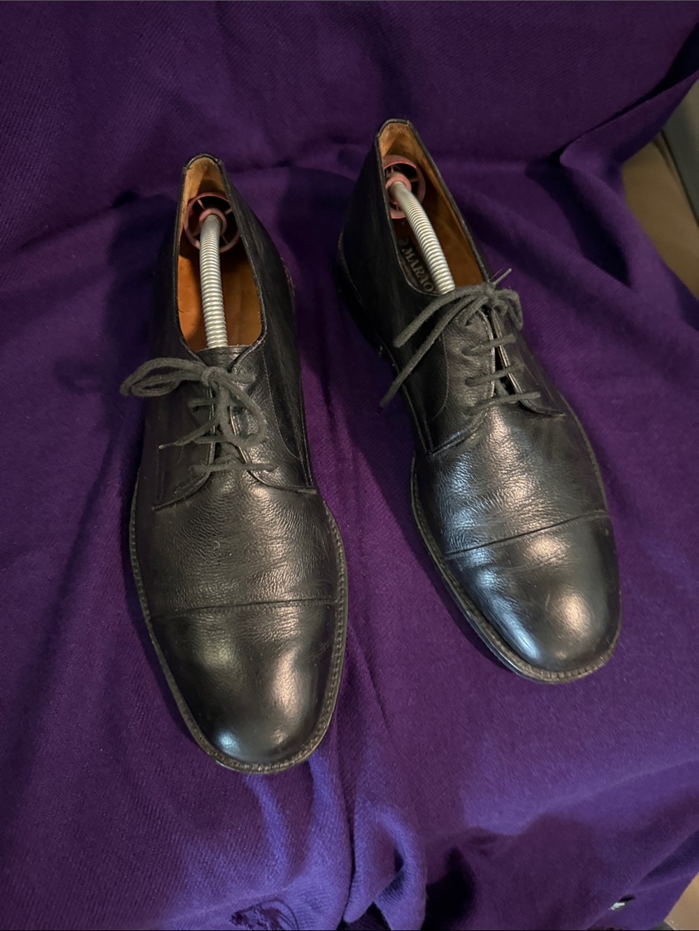 Men's Black Leather Chukka Boots - Classic Lace-Up Style